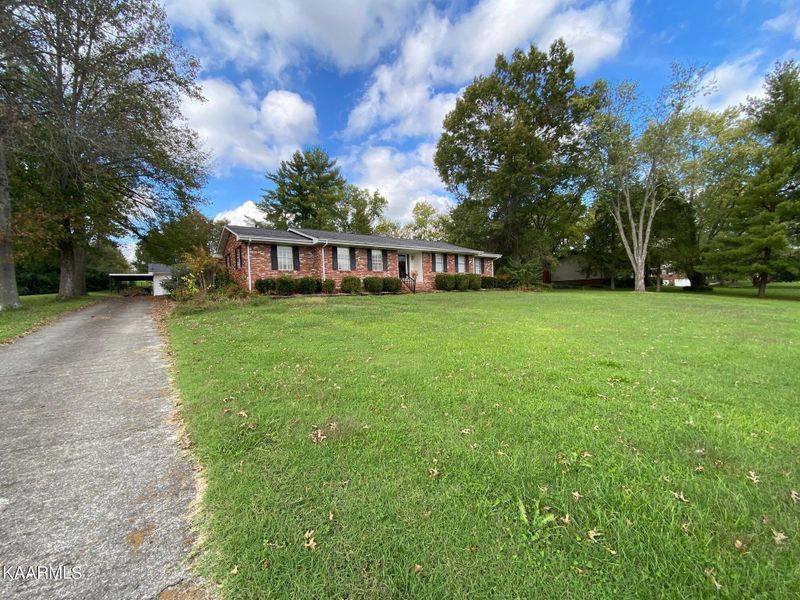 1008 Vera Dr, Alcoa, TN 37701