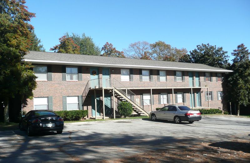 1008 W Parkway Ave, Knoxville, TN 37912