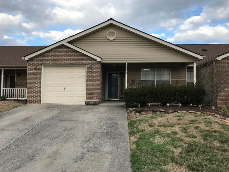 10083 Gate Post Way, Knoxville, TN 37931
