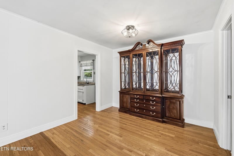 1009 Bardill Ln, Knoxville, TN 37919