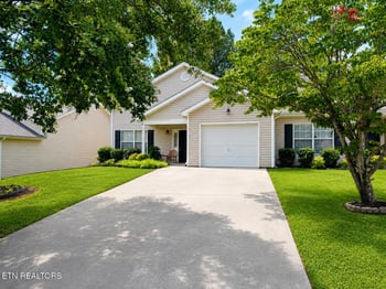1009 Brittany Deanne Ln, Knoxville, TN 37934