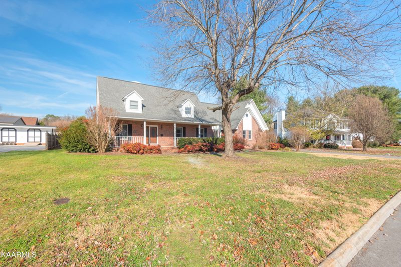 1009 Columbine Lea, Sevierville, TN 37862