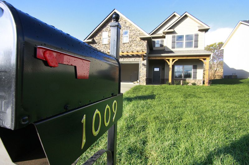 1009 Letsinger Cove Ln, Knoxville, TN 37932