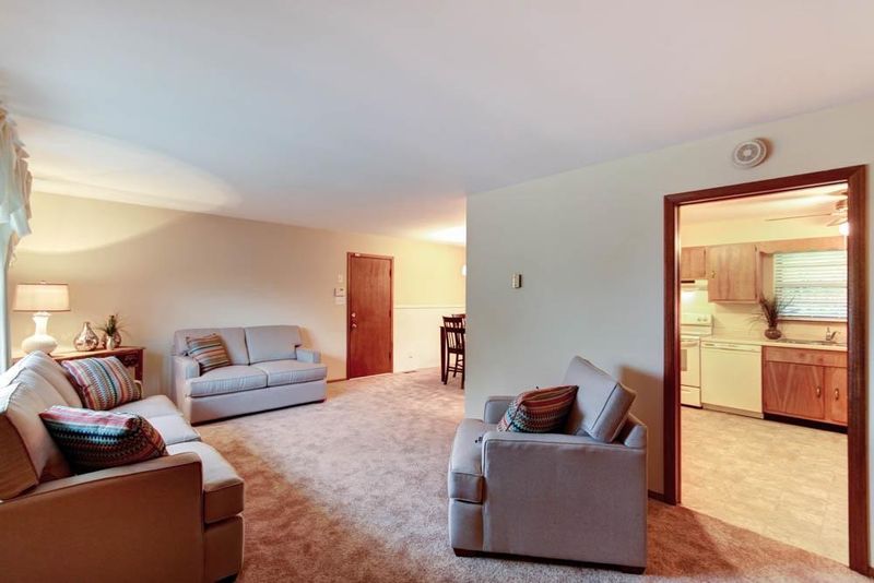 1009 NW Francis Rd, Knoxville, TN 37909