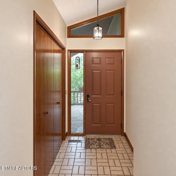 101 Adler Ln, Crossville, TN 38558