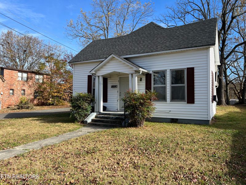 101 Athens Pike, Etowah, TN 37331