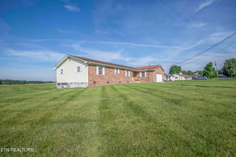 101 Big Valley Rd, Andersonville, TN 37705