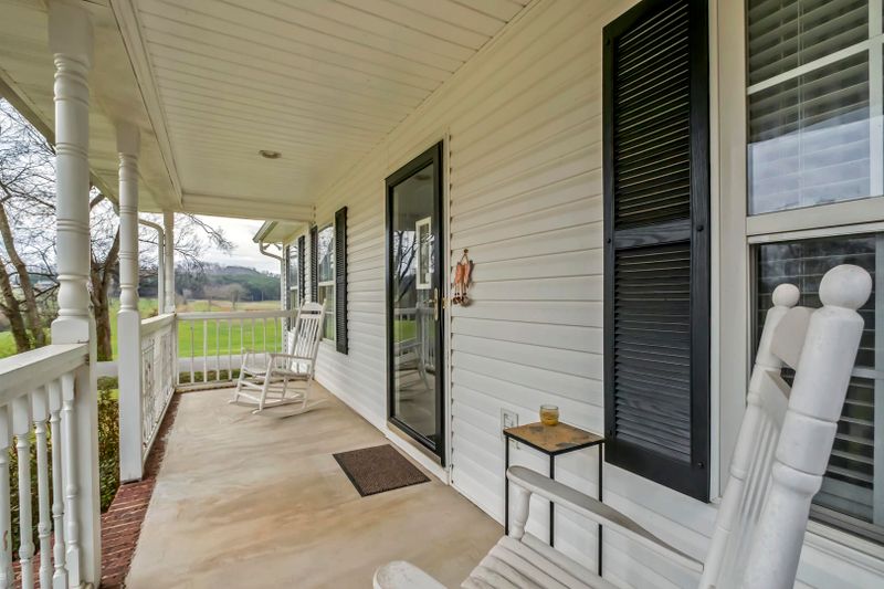 101 Callen Cv, Athens, TN 37303