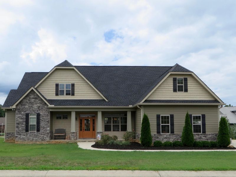101 Cove Pointe Ln, Oak Ridge, TN 37830