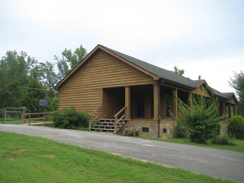 101 Cutters Ln, Clinton, TN 37716