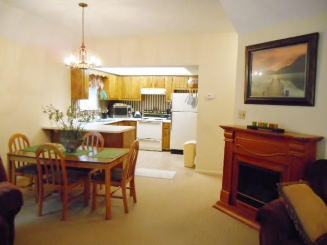 101 Gates Dr #J, Oak Ridge, TN 37830