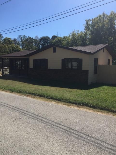 101 Grigsby St, Harriman, TN 37748