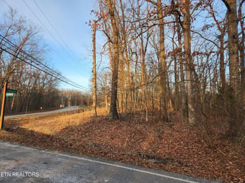 101 Ivy Brook Ln, Crossville, TN 38558