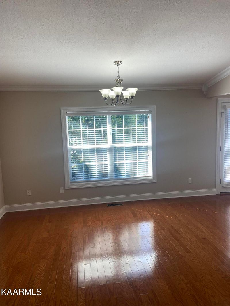 101 Linden Ln, Loudon, TN 37774