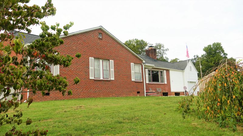 101 Lindy Dr, Knoxville, TN 37920