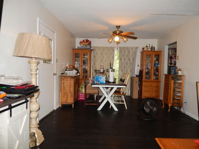101 Loyola Ln, Oak Ridge, TN 37830
