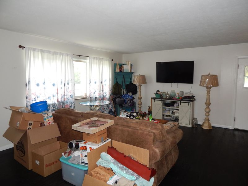 101 Loyola Ln, Oak Ridge, TN 37830