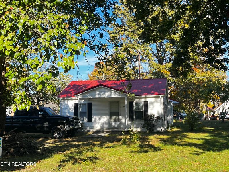 101 Main St, Englewood, TN 37329