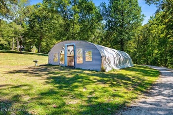 101 Mountain View Rd, Robbins, TN 37852