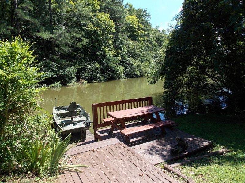 101 Mt Vista Dr, Vonore, TN 37885