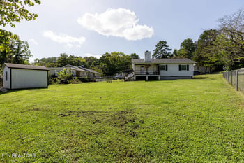 101 Norwood Ln, Oak Ridge, TN 37830