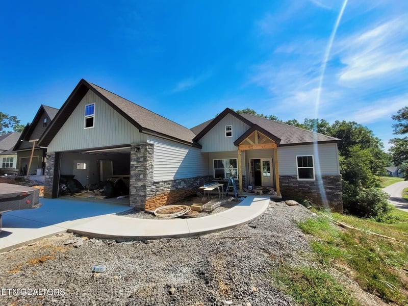 101 Odali Ln, Loudon, TN 37774