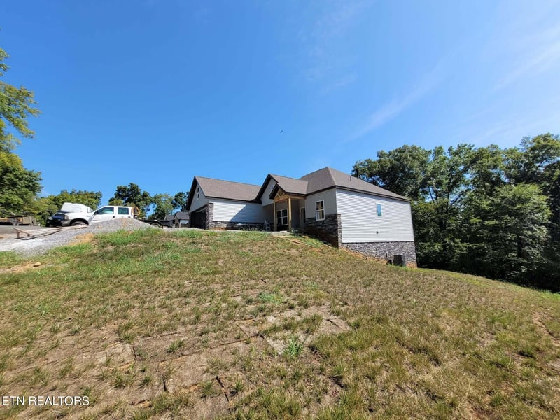 101 Odali Ln, Loudon, TN 37774