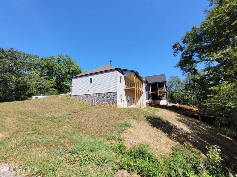 101 Odali Ln, Loudon, TN 37774