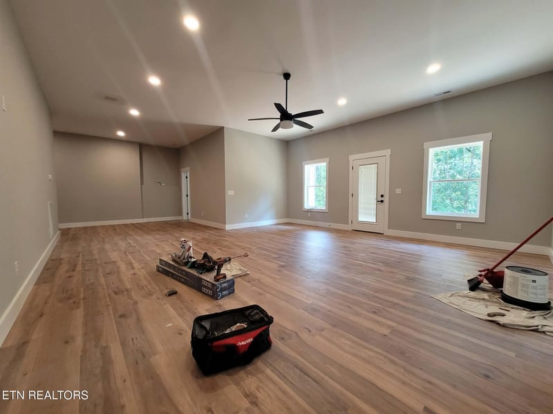 101 Odali Ln, Loudon, TN 37774