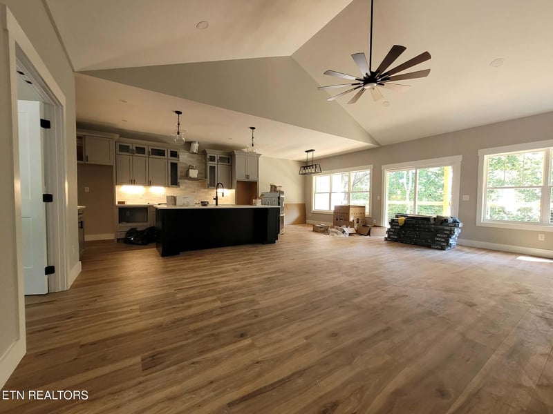 101 Odali Ln, Loudon, TN 37774