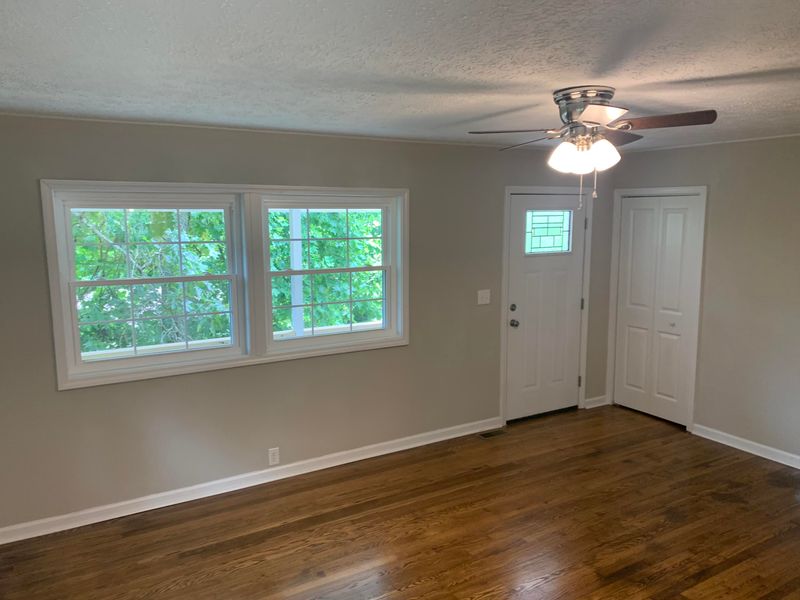 101 Ogontz Ln, Oak Ridge, TN 37830