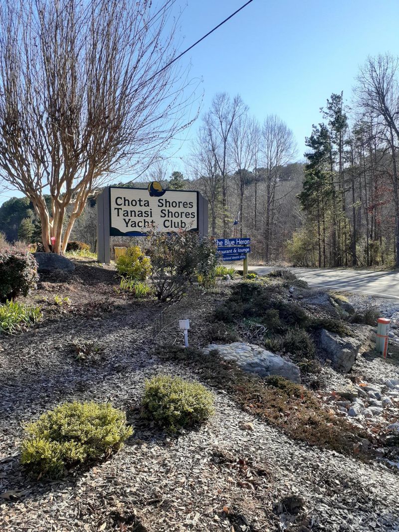 101 Ogookoo Pl, Loudon, TN 37774