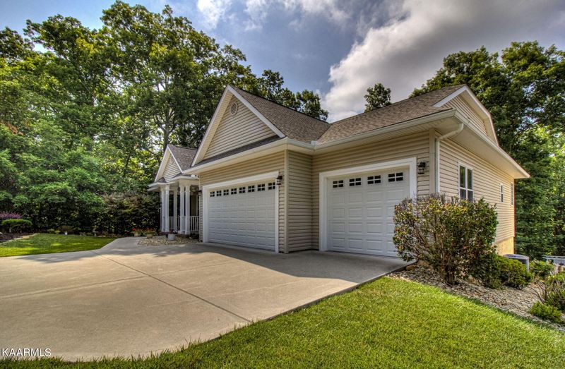 101 Osage Ln, Loudon, TN 37774