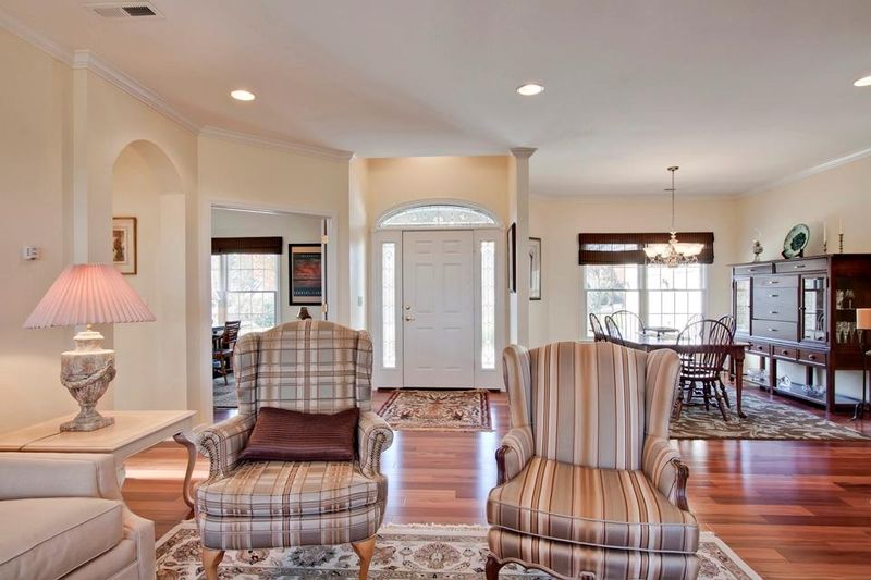 101 Santee Way, Loudon, TN 37774