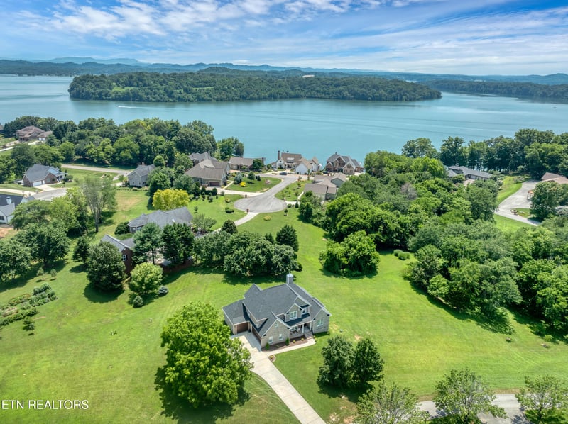 101 Settlers Point Blvd, Maryville, TN 37801