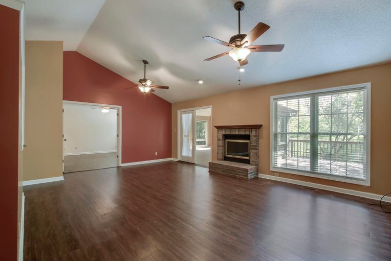 101 Tooweka Cir, Loudon, TN 37774