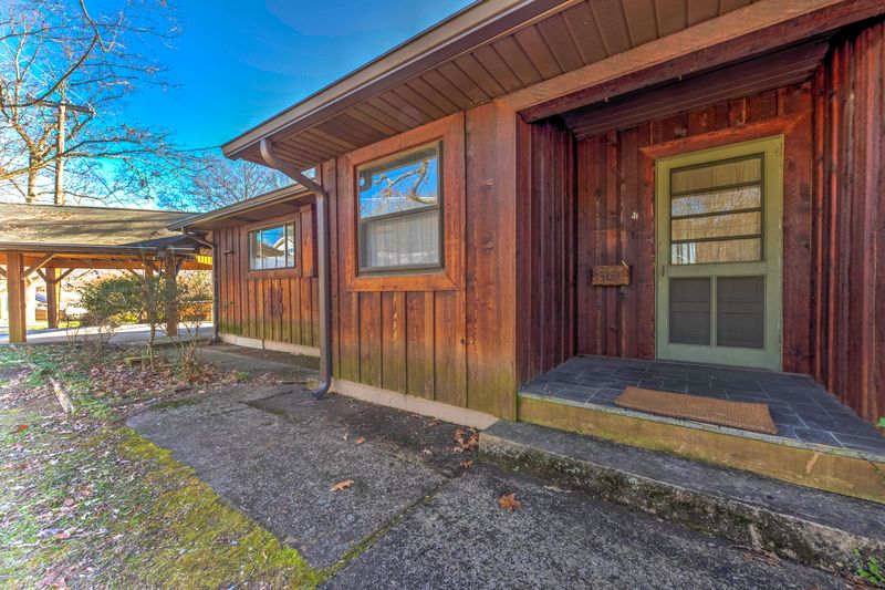 101 W Damascus Rd, Oak Ridge, TN 37830
