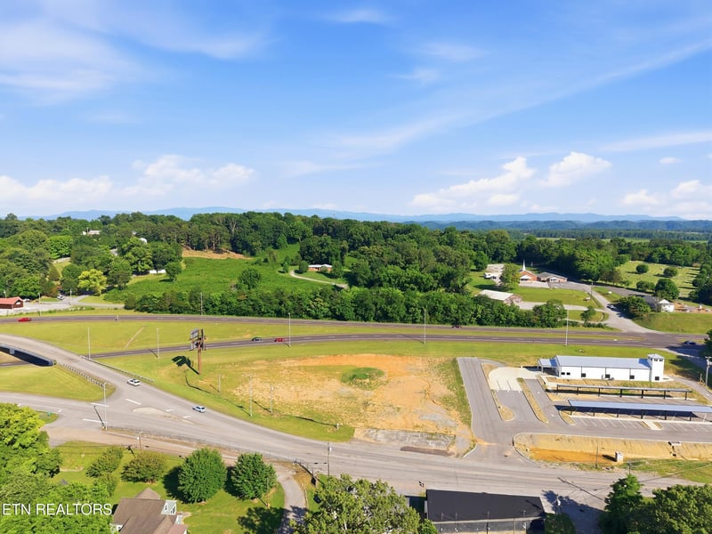 101 Warren St, Madisonville, TN 37354