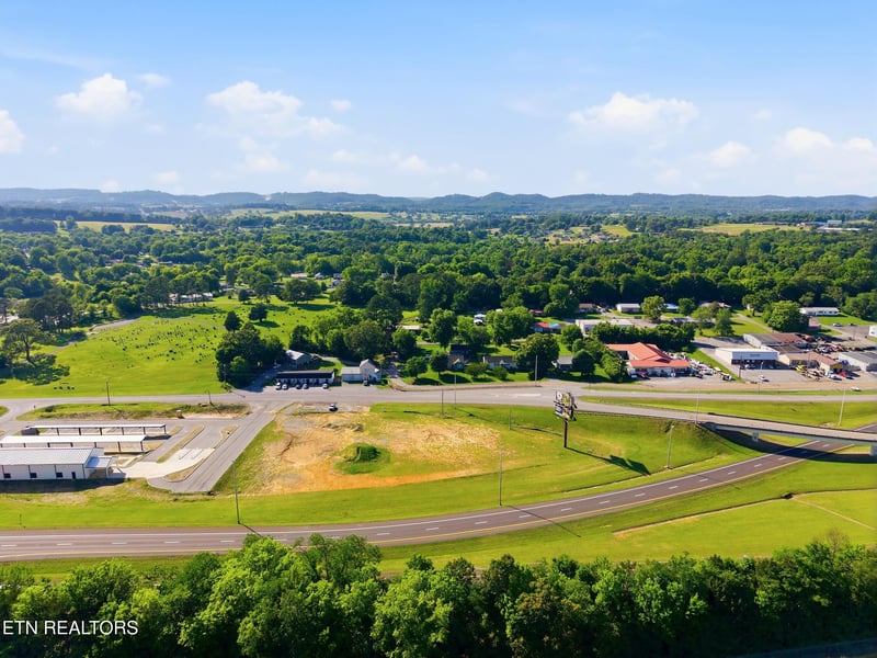 101 Warren St, Madisonville, TN 37354
