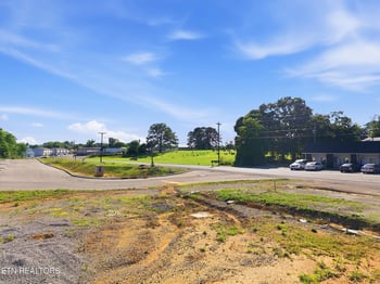101 Warren St, Madisonville, TN 37354