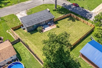 101 Wayne Pl, Oak Ridge, TN 37830
