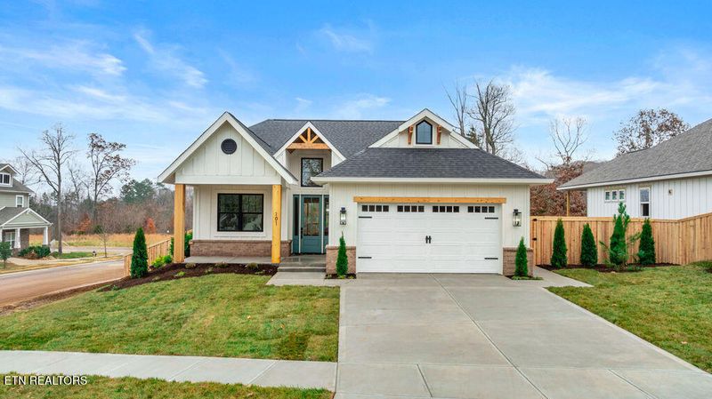 101 Wigner St, Oak Ridge, TN 37830