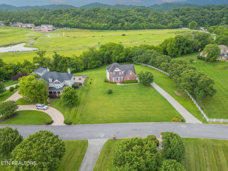 1010 Creek Brook Ln, Seymour, TN 37865
