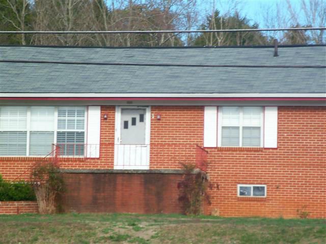 1010 Mulberry St, Loudon, TN 37774