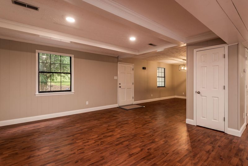 10108 Lonesome Pine Dr, Knoxville, TN 37932