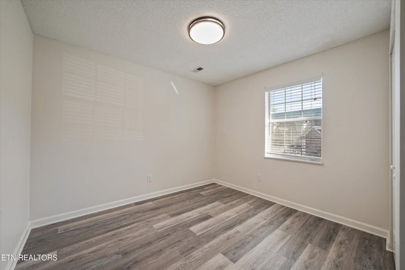 1011 Blinken St, Knoxville, TN 37932