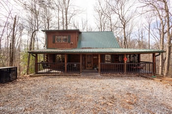 1011 Elm Cir, Sevierville, TN 37876