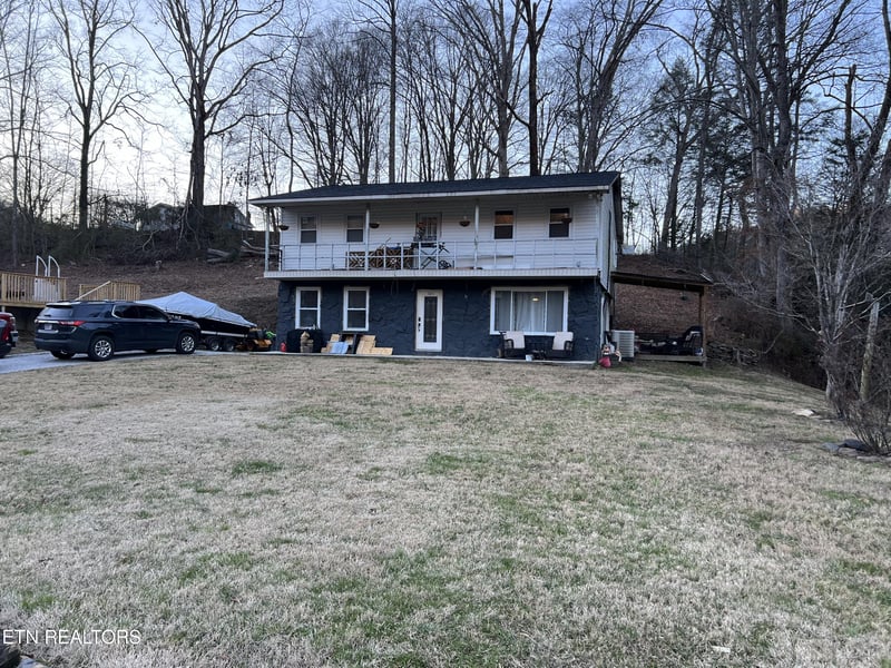 1011 Frost Bottom Rd, Briceville, TN 37710