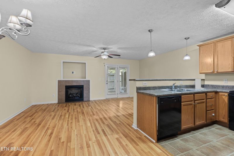 1011 Woullard Way, Sevierville, TN 37876