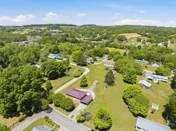 1012 Bennett St, Sweetwater, TN 37874
